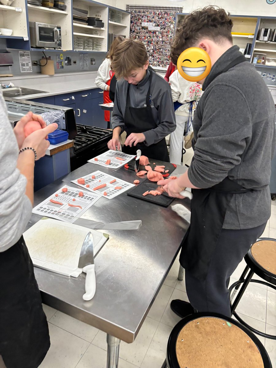 Courtney Callen tweet media