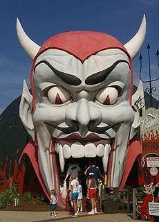 hauntorama's tweet image. Dante’s Inferno was a dark ride at Miracle Strip Amusement Park (1963-2004) in Panama City Beach, Florida. The ride was housed in a dome and featured lighting effects and loud music. 
#DarkRide #DantesInferno