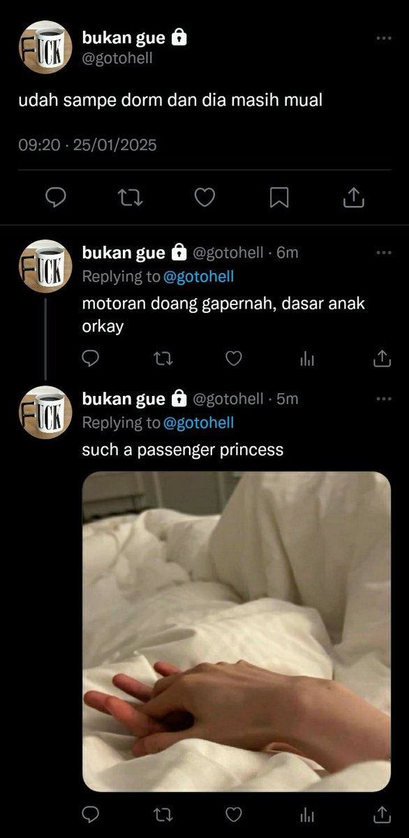 sunbounddead's tweet photo. bktd lagi night ride berdua, katsuki yang ajak trus shoto yang ga pernah motoran mual mual that's why he hugged katsuki really tight on the waist during the ride🤭

|-> #bakutodo; one tweet au https://t.co/bWFxcj6a4H