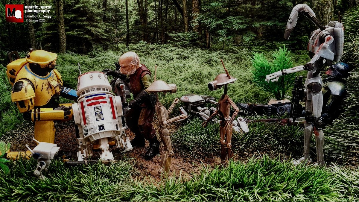 BradleyCSugg's tweet photo. - "This R5 unit is in excellent condition. Whoever left it behind must not have had a choice."

U'gg discovers more droids.

#StarWars #Quiil #Ugnaught #NEDB #BattleDroids #R5D4 #BD72 #MechanicalDroids #StarWarsTheBlackSeries #TheBlackSeries #Hasbro #6InchScaleWorld #matrix_quest https://t.co/WWGfpK6su3