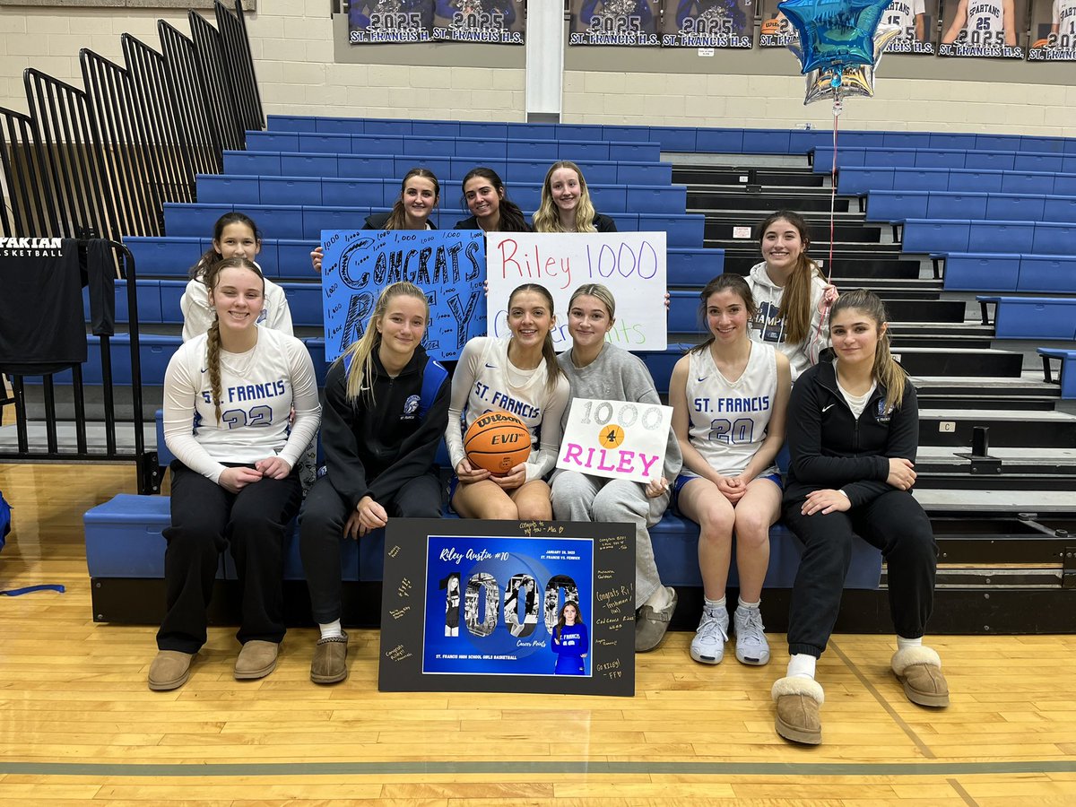 Riley Austin (@rileyaustin021) on Twitter photo Thank you to my teammates and coaches for helping me reach 1000 points tonight! <a href="/LadyLightningIL/">IL Lady Lightning</a> Thank you to my teammates and coaches for helping me reach 1000 points tonight! <a href="/LadyLightningIL/">IL Lady Lightning</a>