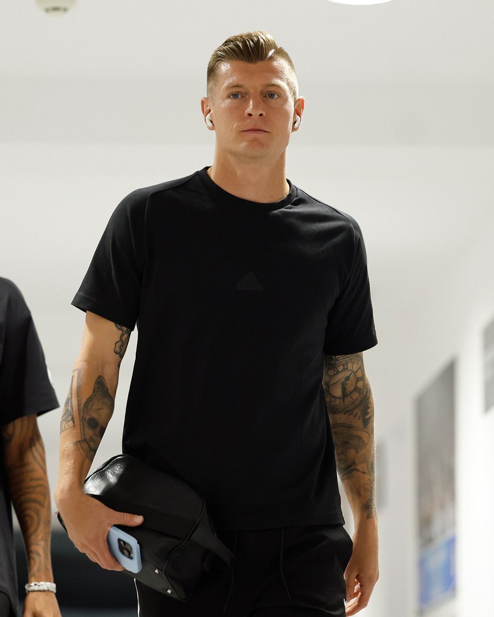 theMadridZone's tweet photo. 🖤 Toni Kroos https://t.co/4Eg2eD7bH3