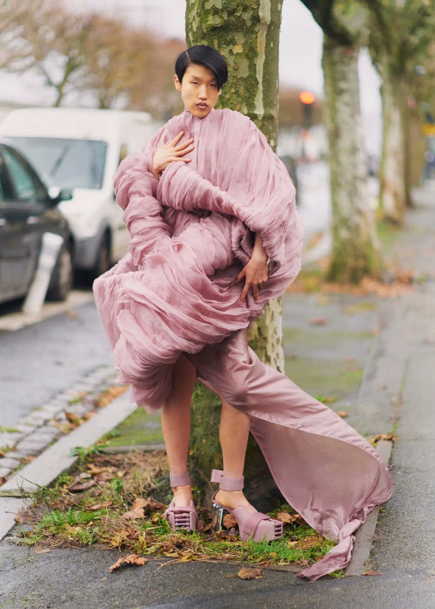 You can also like tailoring, as I do, without thinking that everyone has to wear a suit or eat, talk, and marry in the same way. 

I think there are better ways to dress, just as there are better ways to communicate, but there are also many types of languages.