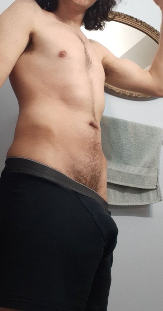 Jdeleted000's tweet photo. Im looking for moots! My dms are open so hmu or comment!! :D
• 19
• 6'2
• He/Him
• i like talking :)
• i like you pretty people
• im a switch 
#nsfwtwt #nsfw #moots #dmsopen https://t.co/f3YXzJNyrm