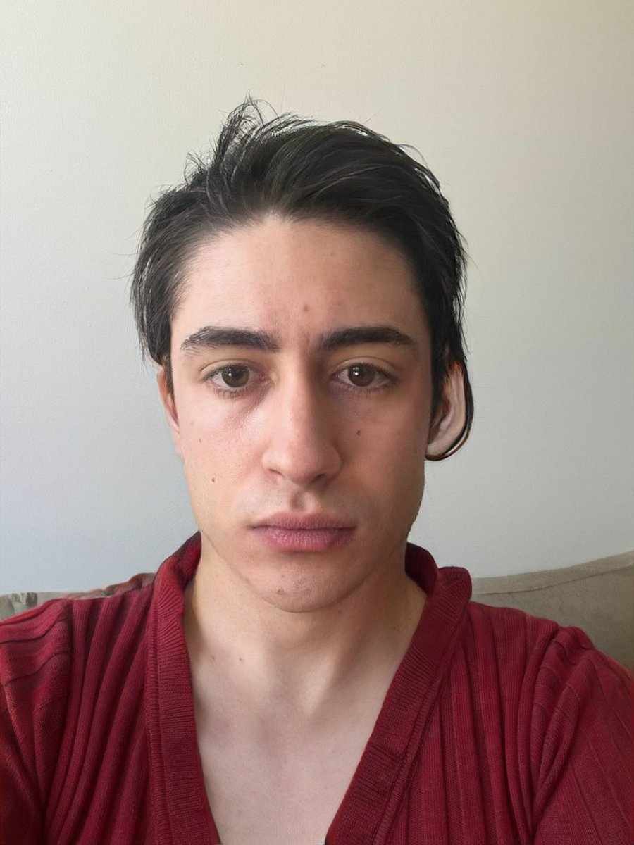 selma😜 tweet media