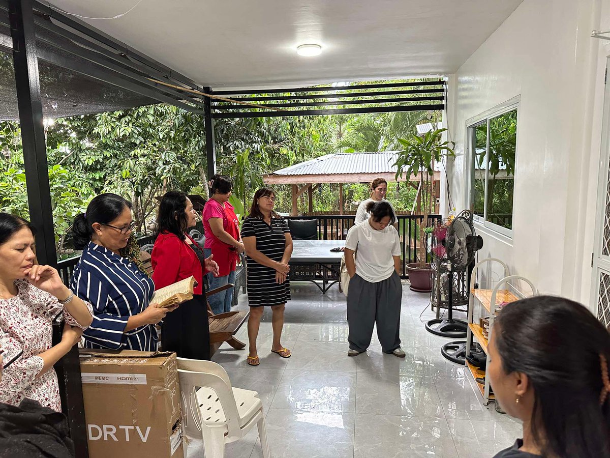 mutualfaith's tweet image. ✨Blessings and new beginnings!✨ Today, Women’s of Life Center held a special house blessing, dedicating this space to hope, healing, and empowerment. Grateful for this milestone! 💙🏡 #MutualFaithPhilippines #HouseBlessing