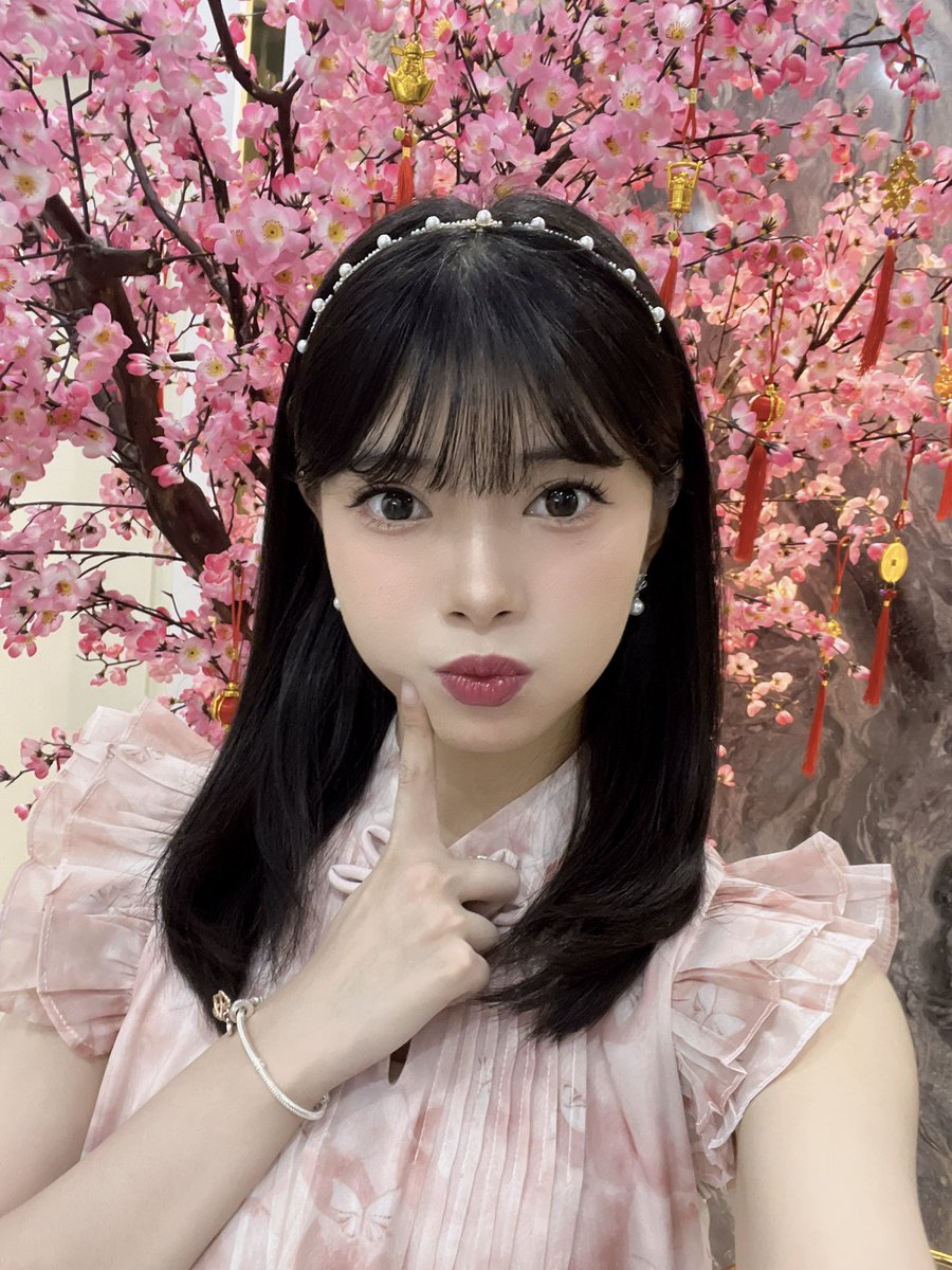 Fiony Alveria Tantri tweet media