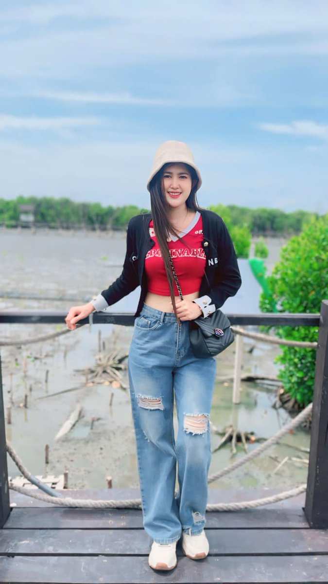 kamonwaan51's tweet photo. ไม่อยากได้อั่งเปา อยากได้คำว่าเรามากกว่านะ
#โสด #แปดริ้ว #ฉะเชิงเทรา #กำแพงเพชร #โสด #30ยังแจ๋ว #ทาสหมา  #รักสัตว์ #สาวโรงงาน #นิคมเวลโกรว์ https://t.co/5SwujKH1Lw