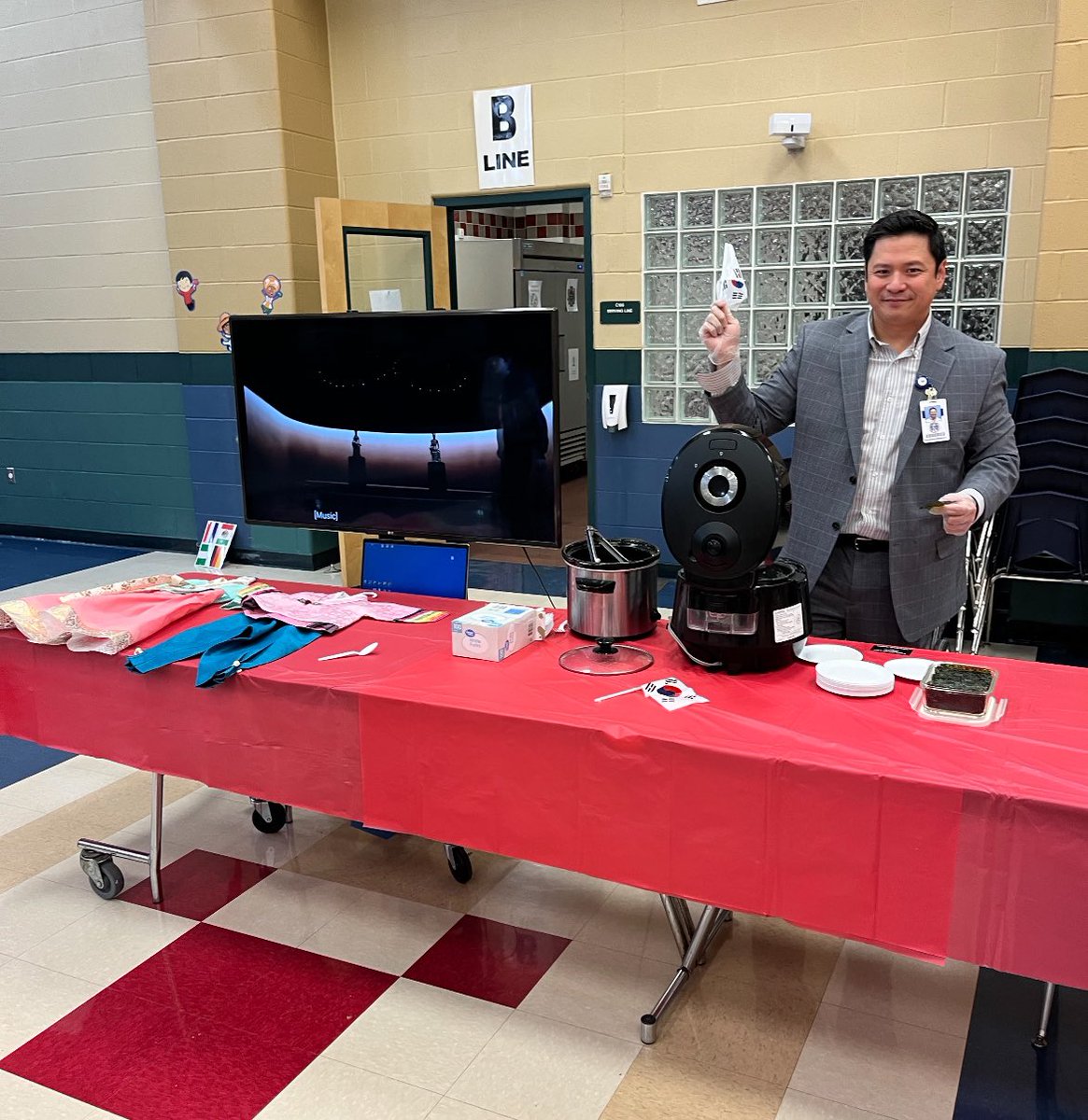 Teresa De Leon (@teresadeleon527) on Twitter photo Carnahan Elementary!! Where our culture shines!! Heritage Night was a success!! <a href="/NISD/">Northside ISD</a> <a href="/NisdBILESL/">NISD Bilingual & ESL</a> <a href="/NISDCarnahan/">Carnahan Elementary</a> #heritagenight2025 #diversity Carnahan Elementary!! Where our culture shines!! Heritage Night was a success!! <a href="/NISD/">Northside ISD</a> <a href="/NisdBILESL/">NISD Bilingual & ESL</a> <a href="/NISDCarnahan/">Carnahan Elementary</a> #heritagenight2025 #diversity