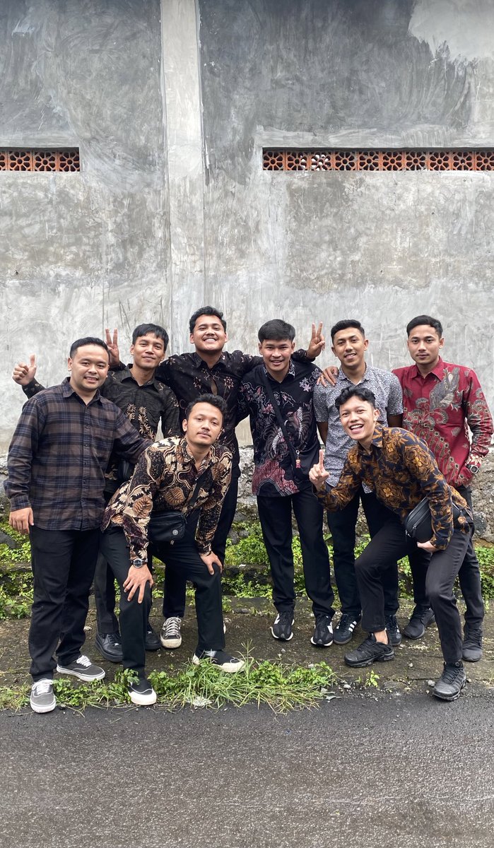 pakpliss's tweet photo. Cah lanang umur selawe iseh lucu lucune https://t.co/x9koilFpUY