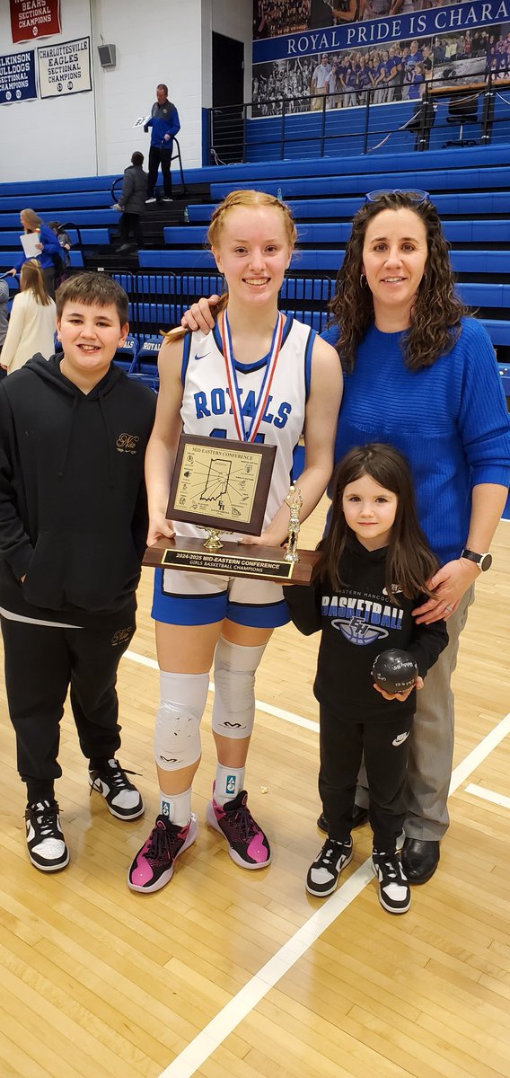 Kiersten Judd (@kierstenjudd__) on Twitter photo So proud of my team and us working together to be MEC champs!! <a href="/ehladyroyalbb/">@EHLadyRoyalBB</a> <a href="/M14hoopsindy/">M14Hoops Indy</a> <a href="/PGHIndiana/">Prep Girls Hoops Indiana</a> <a href="/AsherScouting/">Asher Scouting</a> <a href="/JrAllStarIN/">Indiana Jr. All-Star GBB</a> So proud of my team and us working together to be MEC champs!! <a href="/ehladyroyalbb/">@EHLadyRoyalBB</a> <a href="/M14hoopsindy/">M14Hoops Indy</a> <a href="/PGHIndiana/">Prep Girls Hoops Indiana</a> <a href="/AsherScouting/">Asher Scouting</a> <a href="/JrAllStarIN/">Indiana Jr. All-Star GBB</a>