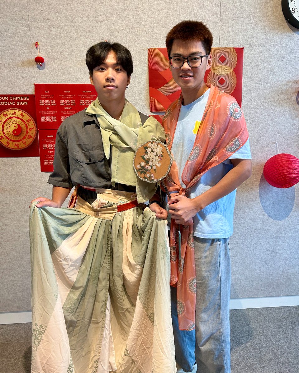 UQCollege's tweet photo. Happy Lunar New Year! ๐งจ๐ฎ๐งง
Thank you to everyone who came by and left a wish, wrote a card, dressed up for a photo, or just stopped for a chat.
Wishing everyone celebrating a joyous and prosperous Year of the Snake! ๐๐๐
#LunarNewYear2025 #uqcollege #UniOfQld https://t.co/DmOnfb64Ch