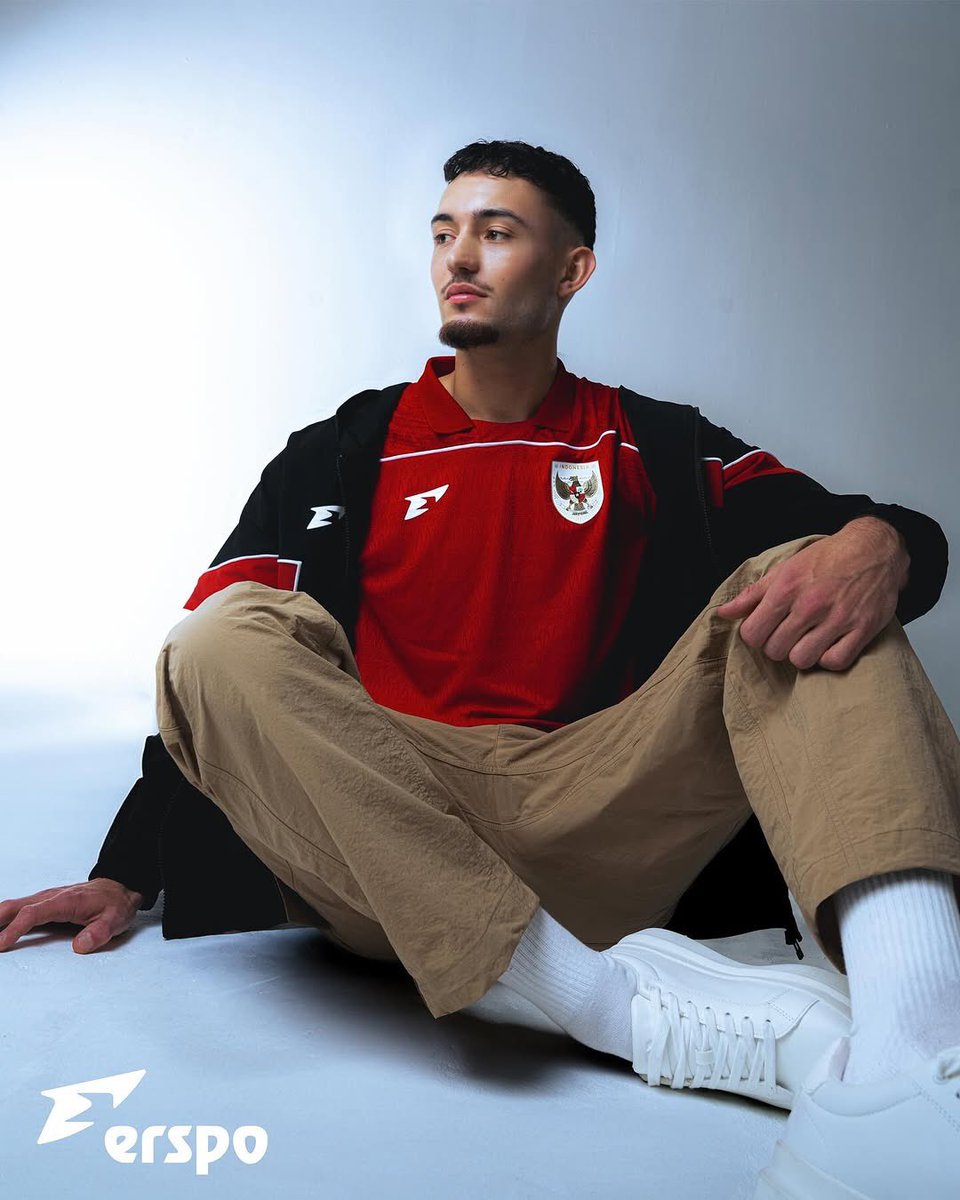 Officialkjti's tweet image. Yang ini sih kece buat jalan-jalan ma dilapangan juga oke ni @erspoofficial @Jerseyforum