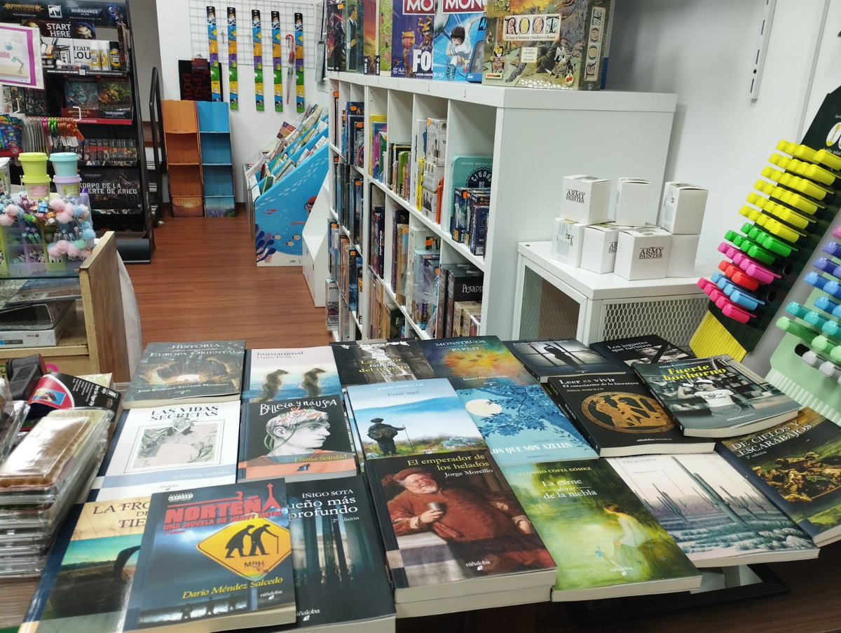niñaloba editorial (@ninalobaedit) on Twitter photo Desde hoy mismo también pueden encontrar nuestro catálogo en la librería Roleón, en Cádiz. <a href="/Roleon_ES/">Roleón 🦁 📚 🎲</a>
Buena gente y buenos libros.
Salud!! Desde hoy mismo también pueden encontrar nuestro catálogo en la librería Roleón, en Cádiz. <a href="/Roleon_ES/">Roleón 🦁 📚 🎲</a>
Buena gente y buenos libros.
Salud!!