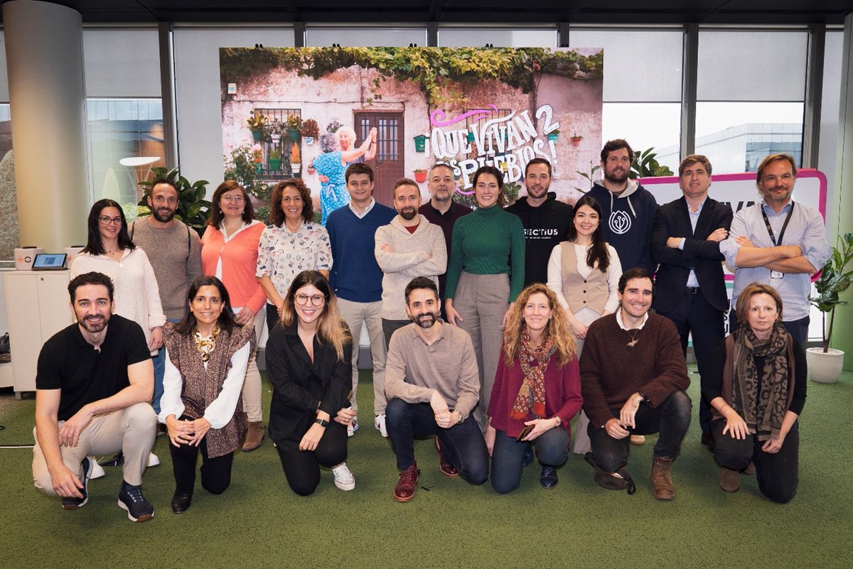 MASORANGE_ES's tweet image. Arranca la 2ª edición del programa ¡Que Vivan Los Pueblos! de @Yoigo y UnLimited Spain. 🚀🏘 Una iniciativa dirigida a acelerar #startups que aporten soluciones para transformar y mantener viva la #EspañaRural. ¡Todo aquí! 💜👉 acortar.link/2DS9P4
