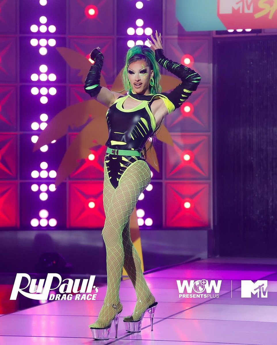 mistressdelrey's tweet photo. the best talent shows are always safe by the way https://t.co/CtPagnurEc