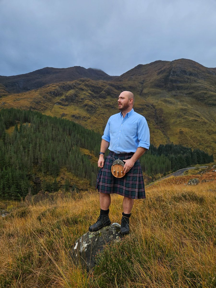 StoryScotland's tweet photo. I've got something exciting to announce!

This July 21st to 27th, I'm going to be leading 16 lucky people on a special, story-filled tour around Scotland with Scotland Folk Tours!

https://t.co/R0qGxdfj1P

Even if you can't make it, If you could share this then I'd appreciate it! https://t.co/U3L6t4oac6