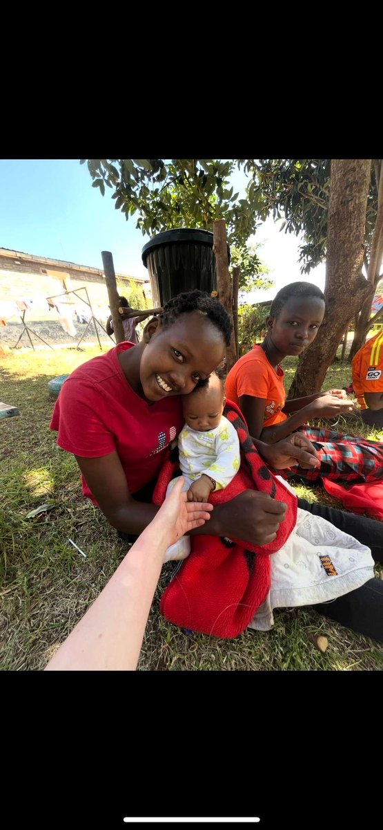 Well done to Roisin Munnelly, Julia Loboz, Kayden Casey and Aoife Moran who are continuing with their work as volunteers at the Cara Rescue Centre for Girls in Kenya. We are looking forward to hearing about their experiences when they come home from this life changing time