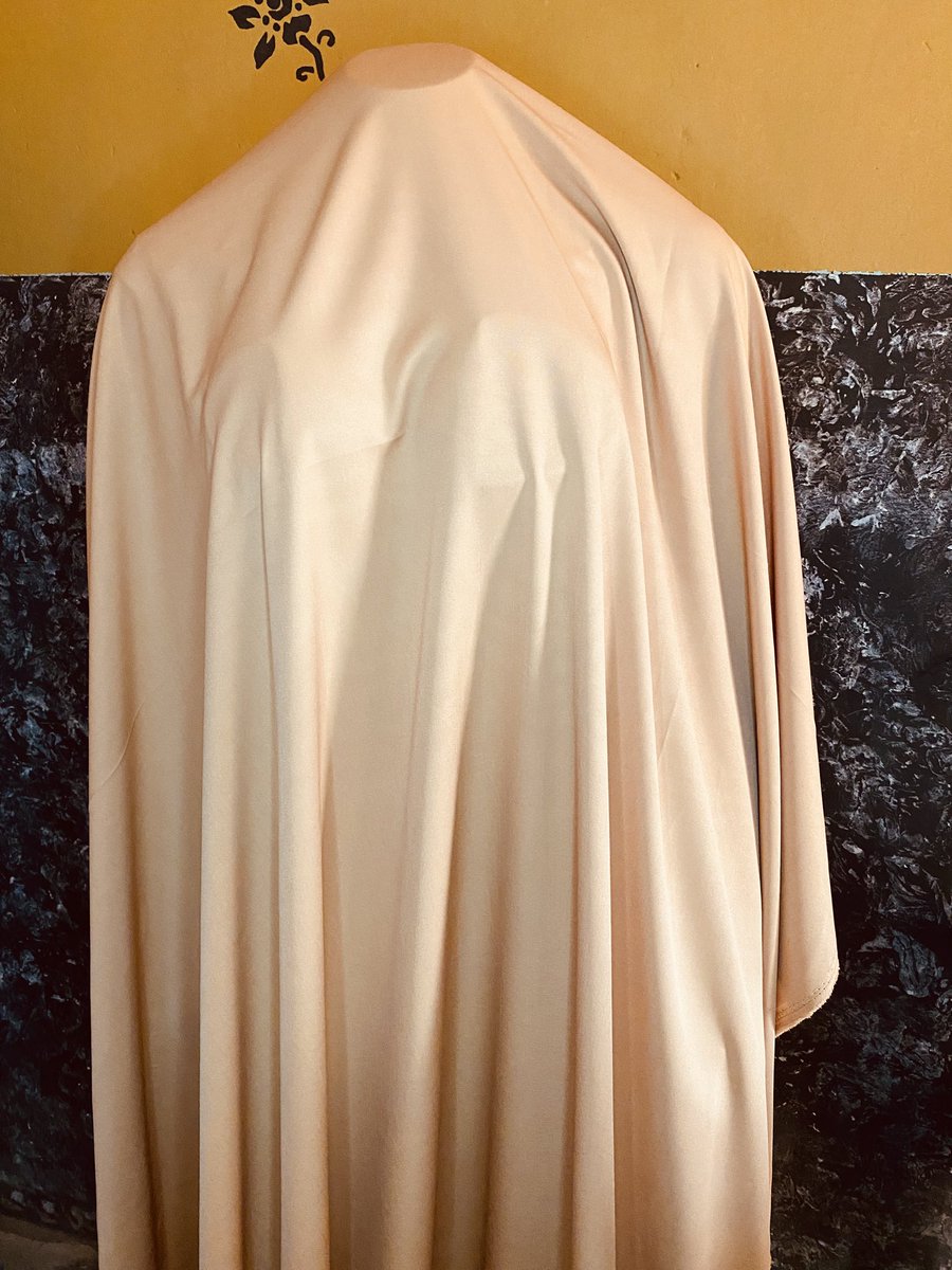 A_halimahh's tweet image. Day 14 of posting my business till it reaches my target audience, please patronize and retweet if this pops on your TL…… Thank you❤️❤️

Plain  crepe 

Available in all colors

Price is 2000 per trouser