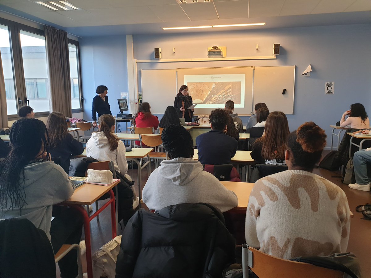 LycéeChamplain94430 tweet media