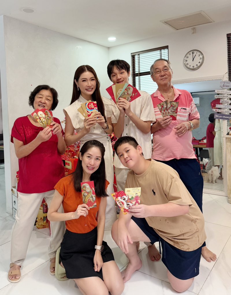 Amber Chia tweet media