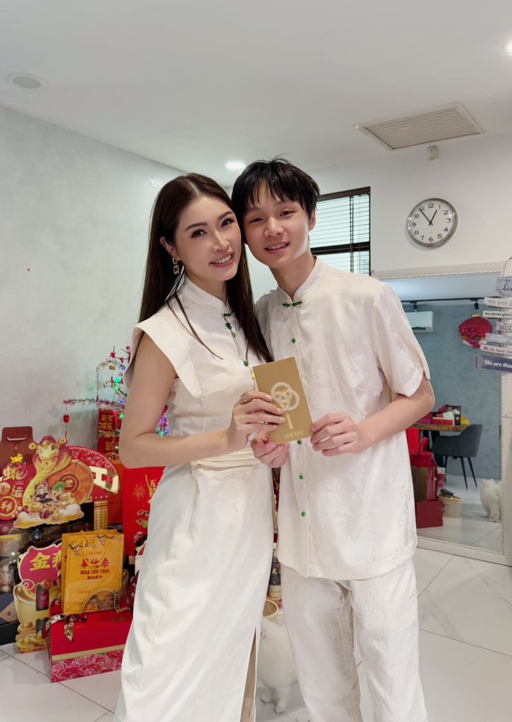 Amber Chia tweet media