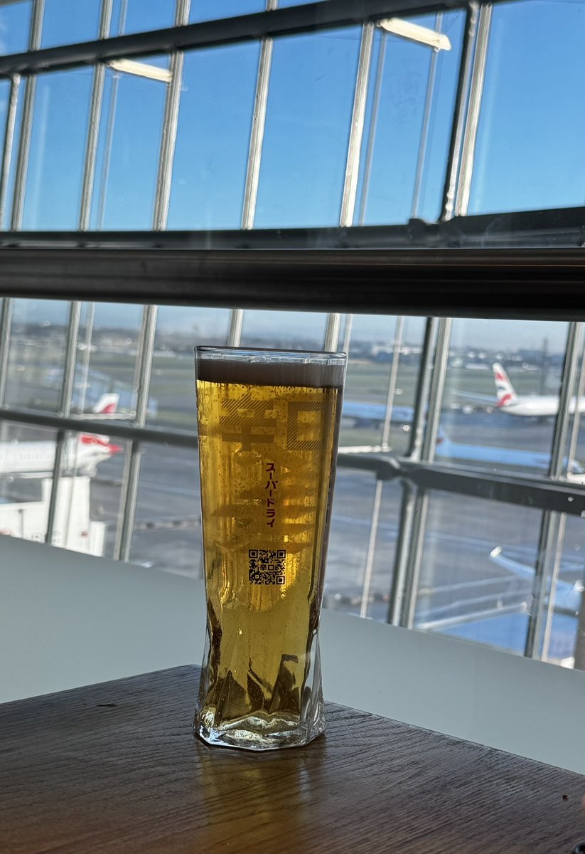 Standard 5 o’clock somewhere pic .. #Heathrow #NYC 🍺🇺🇸