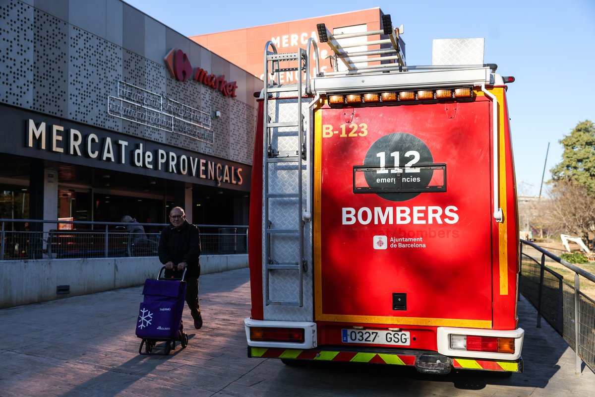 Bombers Barcelona (@bcn_bombers) on Twitter photo Aquest canal de comunicació ciutadana del cos de #BombersBCN està inactiu.
D’ara endavant, t'informarem a:
Instagram: @bombers_bcn
Alertes i emergències: X <a href="/bcn_ajuntament/">Ajuntament de Barcelona</a>
En cas d'emergència, truca al 112. Aquest canal de comunicació ciutadana del cos de #BombersBCN està inactiu.
D’ara endavant, t'informarem a:
Instagram: @bombers_bcn
Alertes i emergències: X <a href="/bcn_ajuntament/">Ajuntament de Barcelona</a>
En cas d'emergència, truca al 112.