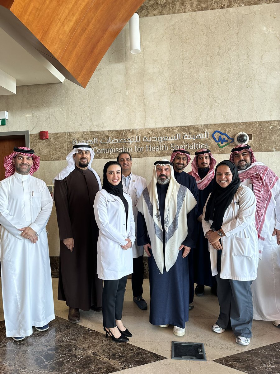 كوكبة من جراحين الصدر من مختلف أنحاء المملكة في اختبار الهيئة السعودية للتخصصات الصحية لجراحة الصدر لعام ٢٠٢٥ 

شكرا دكتور حسن <a href="/hrobaidi/">Dr.Hasan Robaidi د. حسن ربيدي</a> على الدعوة 

Thoracic Surgery Board Examiners 2025 

<a href="/SchsOrg/">هيئة التخصصات الصحية</a> 

<a href="/AshrafMaghrabi/">Ashraf Maghrabi</a> 
@zezu83 
<a href="/manalalnaimi/">manal alnaimi</a>
<a href="/AlqumberHassan/">Hassan Alqumber د.حسن القمبر</a>