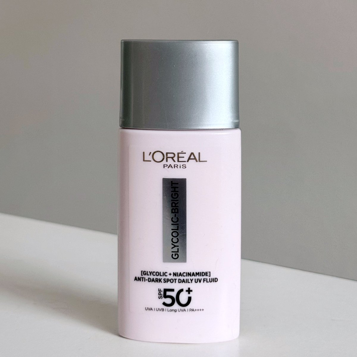L’Oreal Paris หาทำอีกแล้วว! กันแดด กับไกลโคลิคมารวมกันจะเป็นยังไงง เป็นแบบนี้ไง เนื้อกันแดดดีมากกกก เกลี่ยง่าย เบาสบายผิว คือทั้งกันแดดทั้งช่วยลดและป้องกันจุดด่างดำอ่ะ ครบจบมากก ชอบกันแดดชีมากก
#LOrealParisTH #GlycolicBrightUV https://t.co/uSOOR5kQ2j
