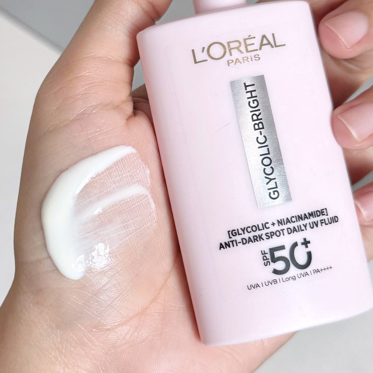 L’Oreal Paris หาทำอีกแล้วว! กันแดด กับไกลโคลิคมารวมกันจะเป็นยังไงง เป็นแบบนี้ไง เนื้อกันแดดดีมากกกก เกลี่ยง่าย เบาสบายผิว คือทั้งกันแดดทั้งช่วยลดและป้องกันจุดด่างดำอ่ะ ครบจบมากก ชอบกันแดดชีมากก
#LOrealParisTH #GlycolicBrightUV https://t.co/uSOOR5kQ2j