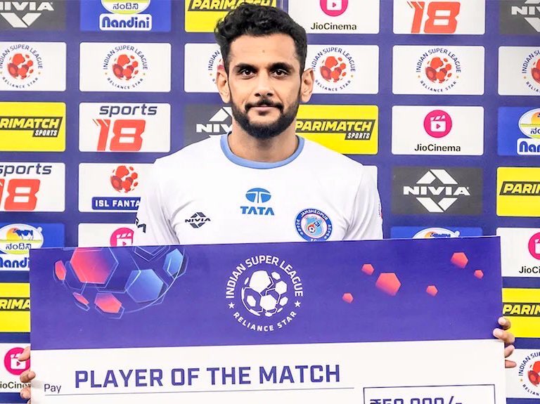 pratikch89's tweet photo. Making the most on the away trip and coming back with a goal and 3 points.
A total team show to help us climb up on the points table. We go again on Sunday at home. 🏟️🦾⚽

#JamshedpurFC #JFC #JamKeKhelo https://t.co/SEttL2LJwo