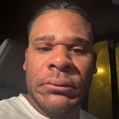 burntovns's tweet photo. #NewProfilePic https://t.co/IIH6CvpDnb