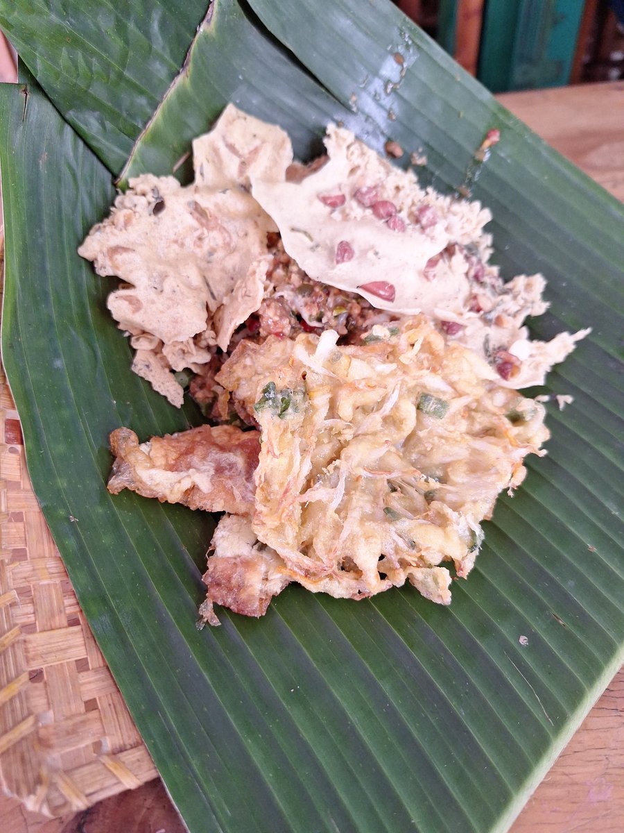 adillavadore's tweet photo. Back to the root. Pecel Pincuk for L1v3. https://t.co/DJM1KT6Yju