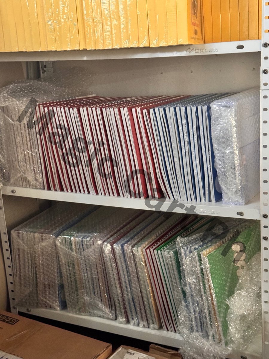 #MCartOnhand 

✔️Muse Album set - php 799
✔️Happy Album set - php 1,199
✔️Golden Album set - php 1,199
✔️golden album weverse ver- php 299