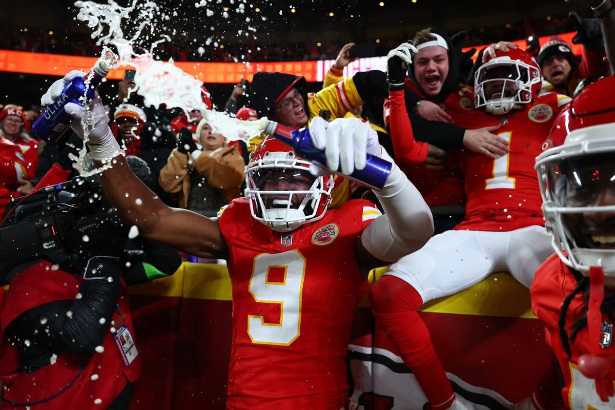 Jmw09FF's tweet photo. @StephenMarth @NateGearySports https://t.co/D2mD8mXanX