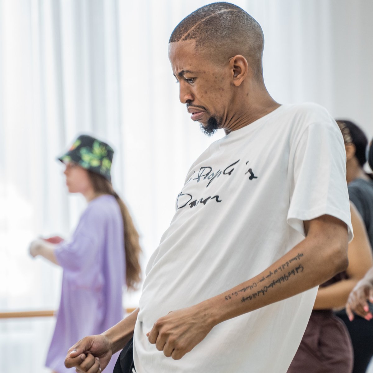 tboseZA's tweet photo. Welcome to #TheBestTInTheCity...

#CheckIn: Contrary to popular belief, research says that women like a man that can dance. 

Men who shake up the dance floor are found to be "attractive" and "masculine.” 

Do you find Majaivane attractive?

Send a VN: 063 688 0959 https://t.co/ppRb6rA7Ls