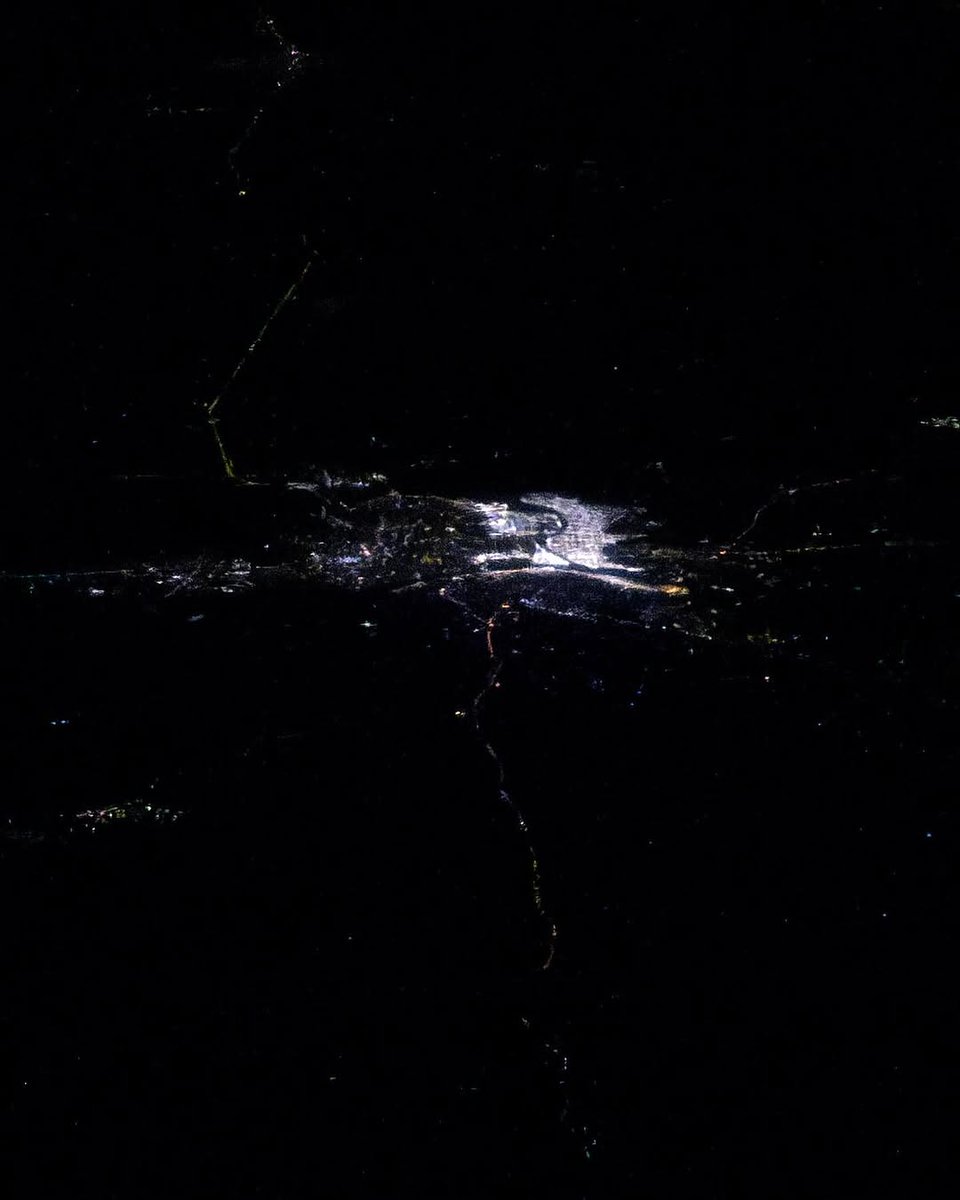 Manaindiaorbit's tweet photo. NASA astronaut Donald Pettit captures breathtaking photos of Prayagraj during the 2025 Maha Kumbh Mela from the ISS. A mesmerizing sight of the world's largest gathering! 🌌🙏🏻❤️ 

#MahaKumbhMela #NASA #ISS #Prayagraj2025 https://t.co/hTg5MG97a7