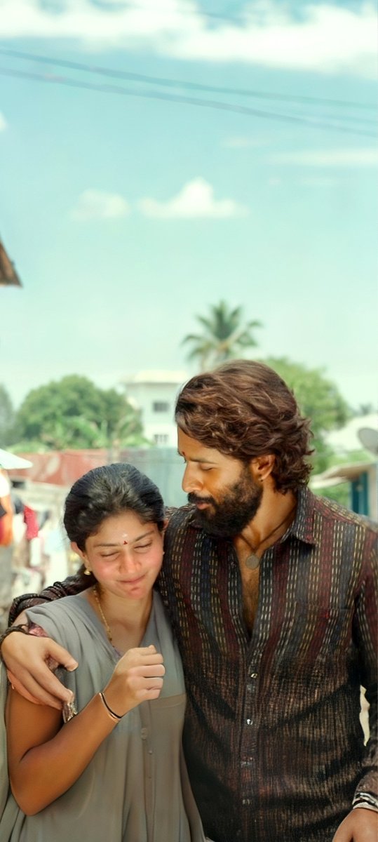 SSMB_Fan453's tweet photo. Fav Wallpapers from Thandel Trailer 😍😁
#ThandelTrailer @chay_akkineni 
@Sai_Pallavi92 #SaiPallavi #NagaChaitanya #ThandelonFeb7th https://t.co/TU3Rxh15fV