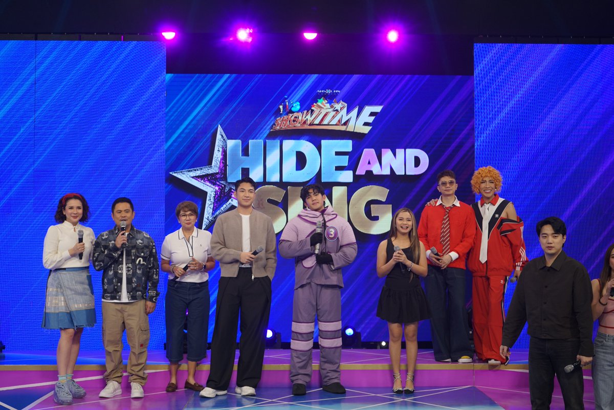itsShowtimeNa's tweet photo. 🎤  It's our boy Jarren ang celebrity Guest Singer!

#KungHeiFatShowTime #HideAndSing
Watch us Live, Follow, and Subscribe here:   
https://t.co/Gs3IAXU5tb https://t.co/oSTAFaJJOd