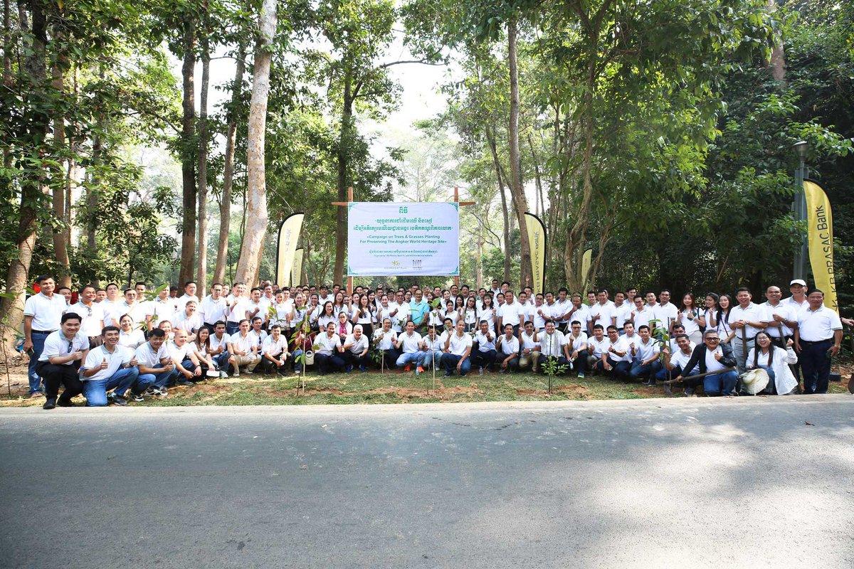 kbprasac_bank's tweet photo. KB PRASAC Bank has joined Apsara National Authority in tree planting activities at Angkor Archaeological Park to contribute to increasing green cover and supporting the preservation of this world-renowned UNESCO World Heritage Site on 25 January 2025.
#KBPRASACBank https://t.co/OLK8TDFNkf