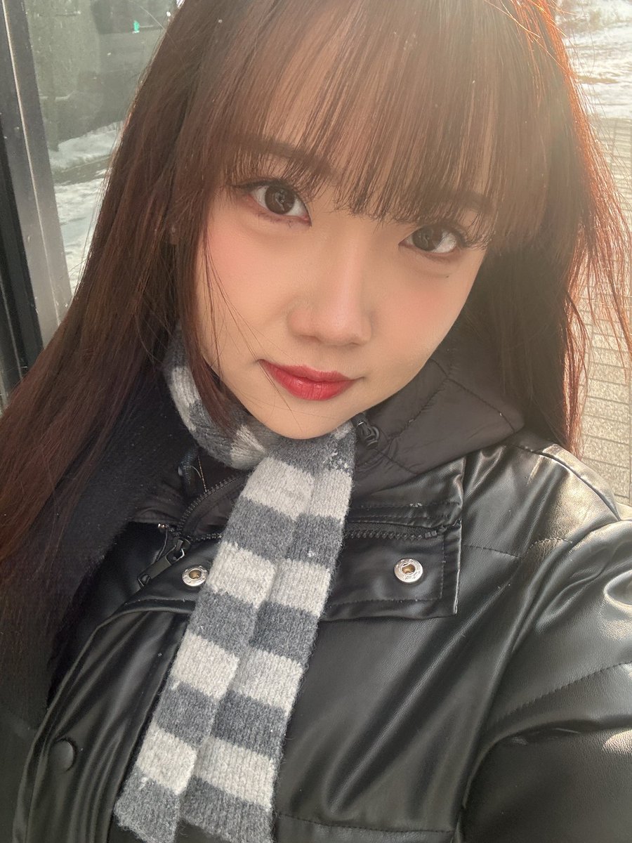 arang_official's tweet photo. 눈 많이 오니까 조심하고
행복한 명�� 보내세요🙇🏻‍♀️❄️ https://t.co/uGyLYctFLR