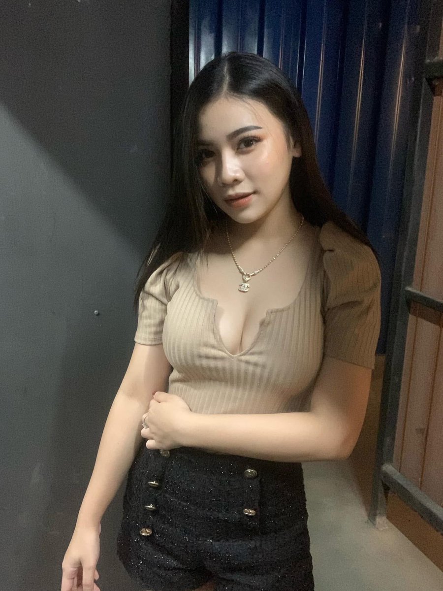 น้องพราวปักธงชัย tweet media