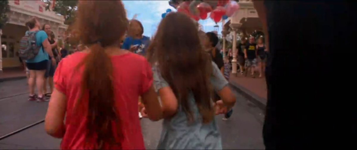 leoflickerbeat's tweet photo. 🌹The Florida Project. "You know why I liked this tree? Because it's tipped but it's still growing". Beautiful and tender. https://t.co/UbsEirz8Fl