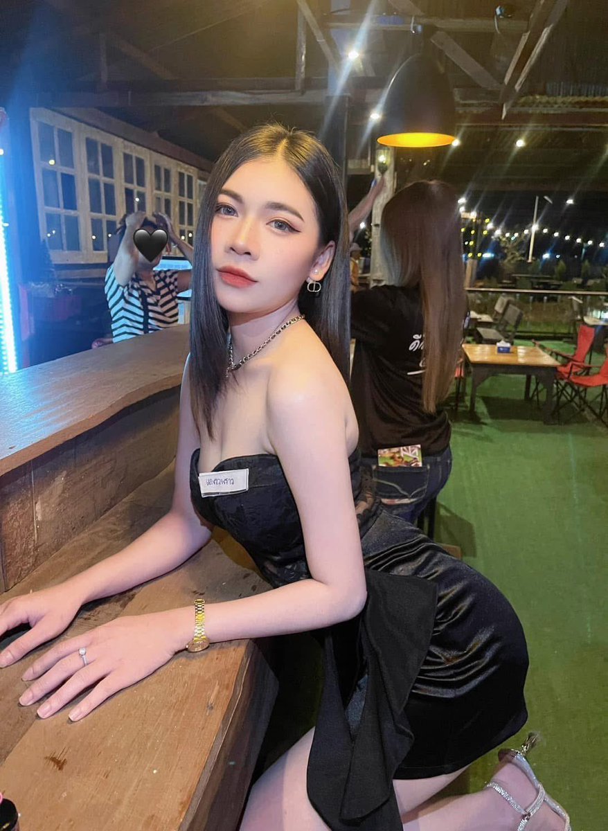 น้องพราวปักธงชัย tweet media