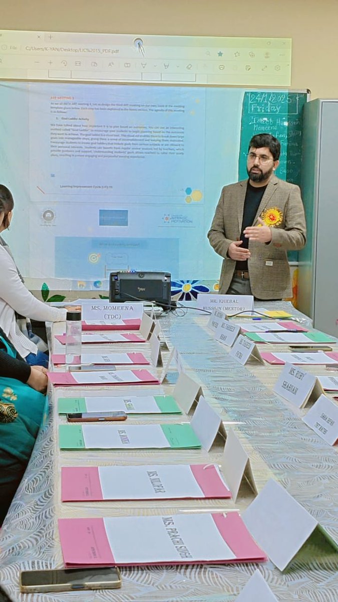 momeena_1's tweet image. Learning Improvement Cycle (LIC)-15
"Learning Outcome Based Planning"
Academic Resources Team (ART)Meeting-3
"Goal Ladder Strategy"
"Discussion and sharing foster collaboration,creativity and critical thinking."
@Dir_Education 
@TDCProgram 
@shadabrafi 
@shreyajain08 
@Iquebal_H