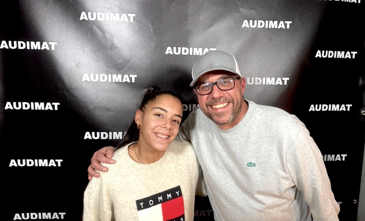 Ambre Ballenghien est l’invitée de Shoot-out, le Podcast 100% hockey du Soir : 
podcasts.lesoir.be/main/pub/podca…«-Soir-»-avec-Ambre-Ballenghien #Hockeybe #Podcast <a href="/Lau_Toussaint/">Laurent Toussaint</a>