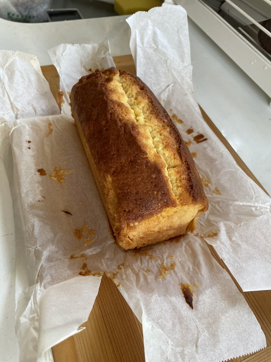 TIGER  LILY

米粉MADハニー🍯🐝パウンドケーキ焼けました☆
しっとりして蜂蜜🍯の甘み😋
