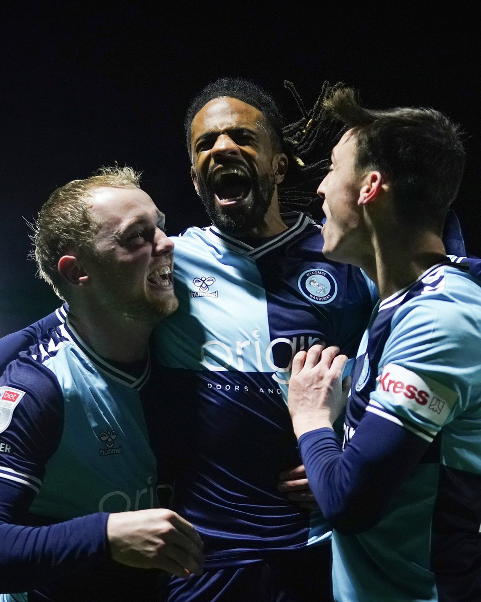 Sy Thomas tweet media