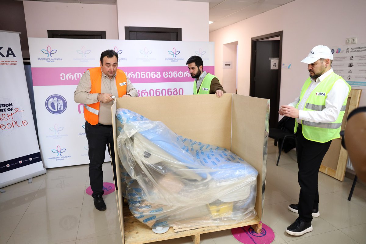 UNFPAGeorgia's tweet photo. Thanks to @UNFPAGeorgia &amp; @tikatiflispko the National Screening Center🇬🇪 is now equipped with 4 accessible gynecological chairs &amp; a hysteroscope, ensuring women with disabilities have full access to #CervicalCancer screening &amp; reproductive health services https://t.co/W4od6uYHka https://t.co/nG218z9ILw